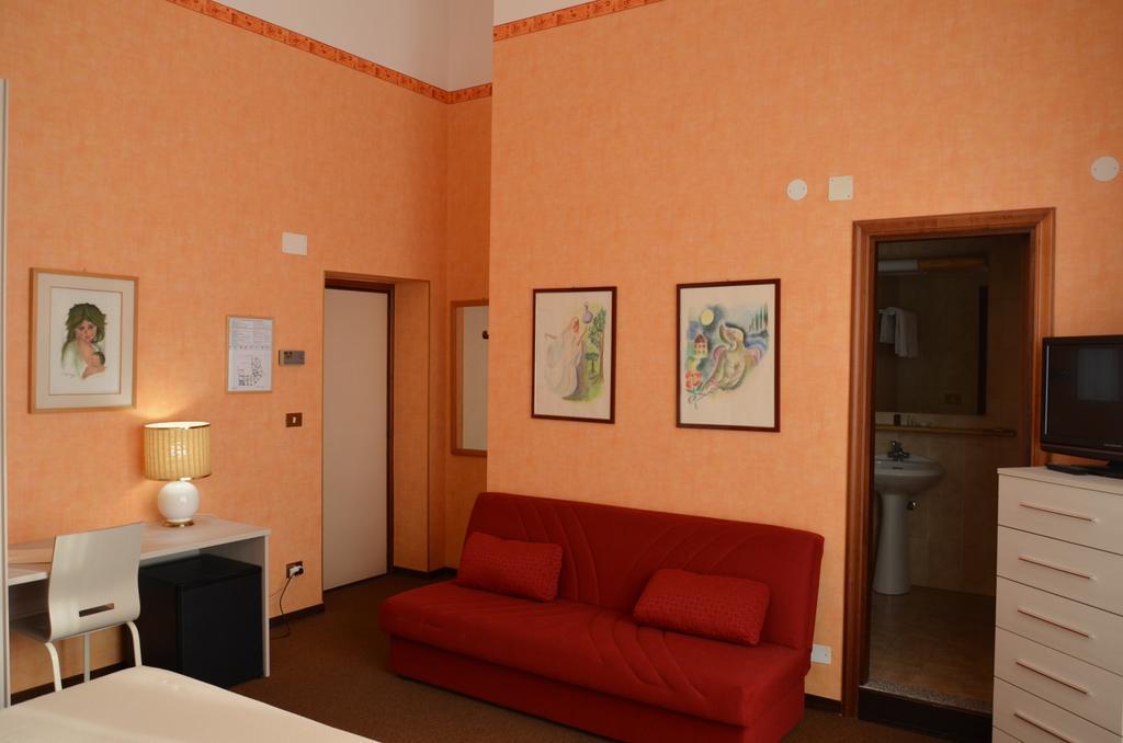Hotel Corona Termoli Exterior foto