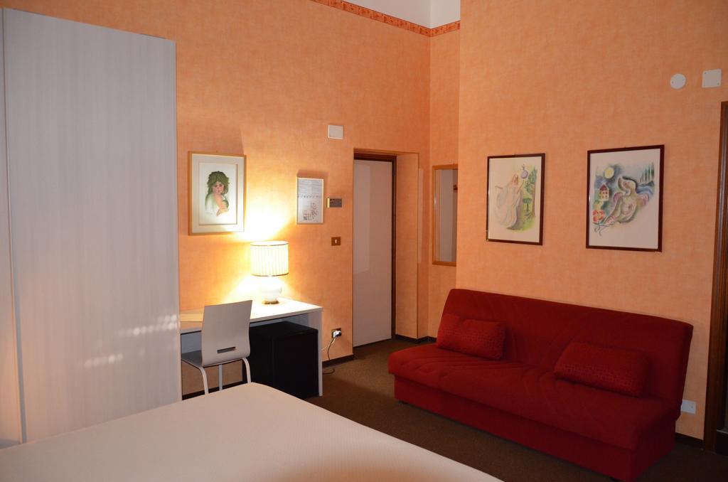 Hotel Corona Termoli Exterior foto