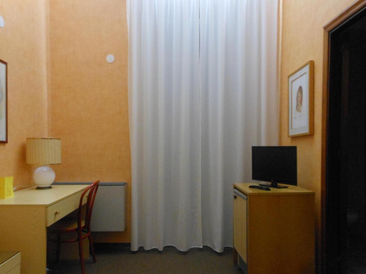 Hotel Corona Termoli Quarto foto